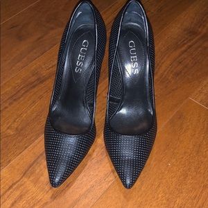 Guess heels 👠